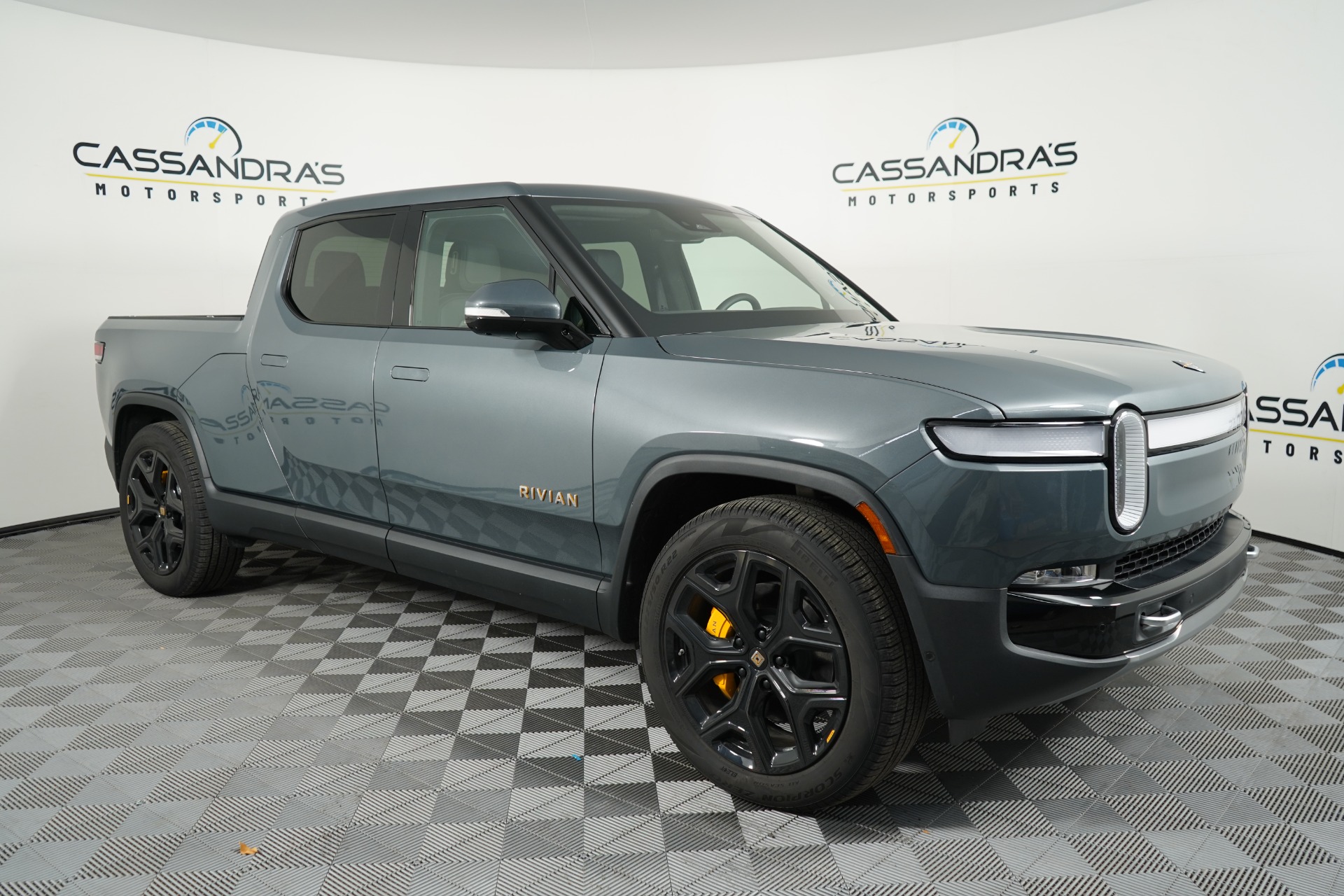 Right Side Kit | RIVIAN R1T 2022 Right Side Kit | RIVIAN R1T 2022