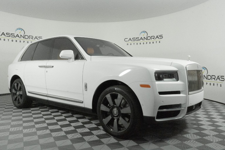 Mansory RollsRoyce Ghost Has 720HP And Orange Accents